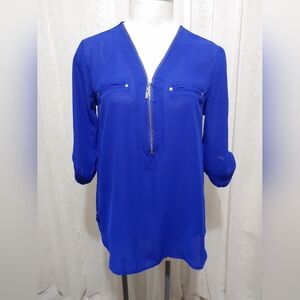 PAPER TEE BLOUSE. SIZE M.